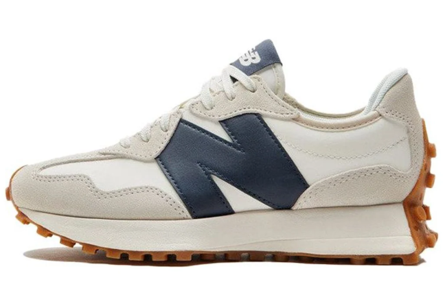 New Balance 327 'Moonbeam/Outerspace'